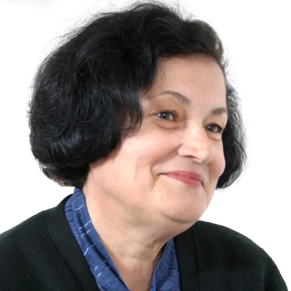 Каринэ Халатова