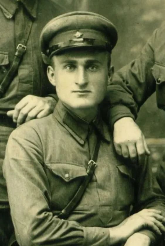 Этот сухопутный крейсер «ВАРЯГ»