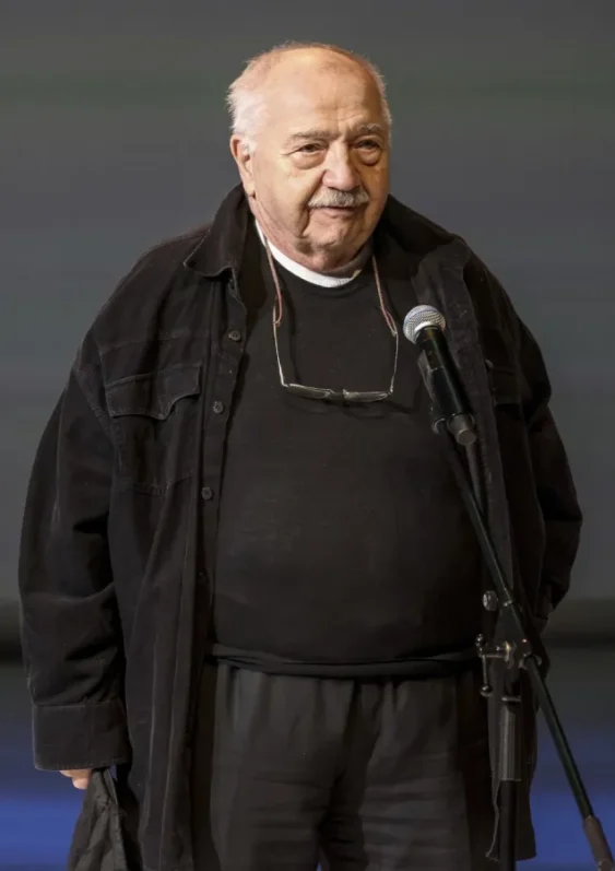 Прогулка с Робертом Стуруа