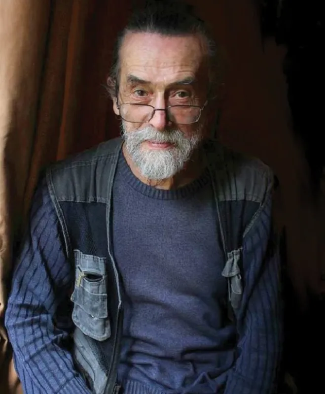 «Ах, как не хочется прощаться…»